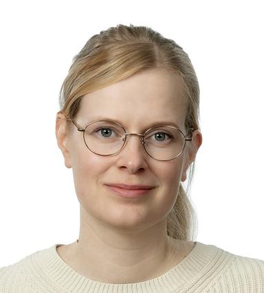 Maria Helkkula, Lääketieteen lisensiaatti — Pihlajalinna