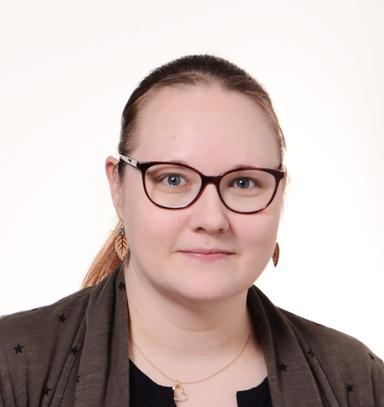 Riikka Huhta — Pihlajalinna