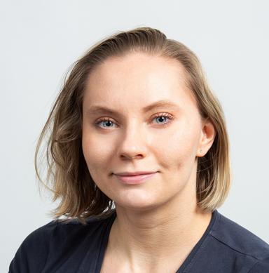 Annemaria Laakso, Medicine kandidat — Pihlajalinna