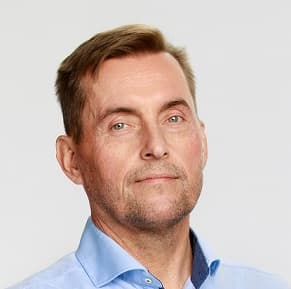 Martti Lakovaara — Pihlajalinna