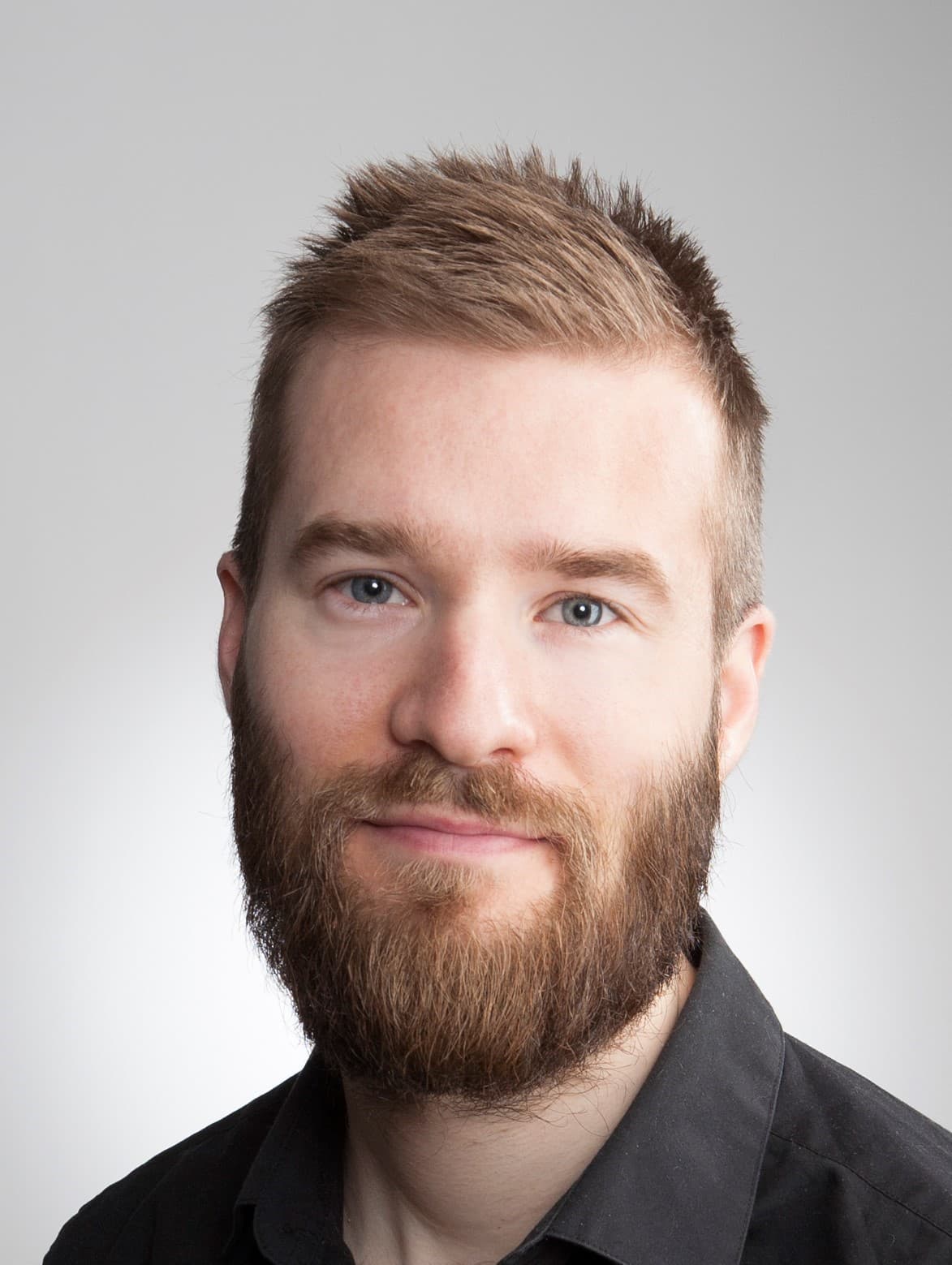 Antti-Ville Korhonen, Lääketieteen lisensiaatti — Pihlajalinna