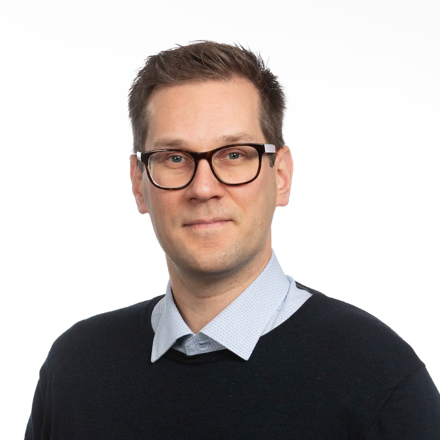 Kari Syvänen, Lääketieteen tohtori, Dosentti — Pihlajalinna